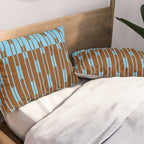 Geometric Two-Tone Geo Chain Pattern in Sky Blue and Chestnut Brown Pillow Sham Gallery Image 2