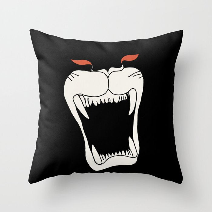 Black Panther Throw Pillow Gallery Image 6