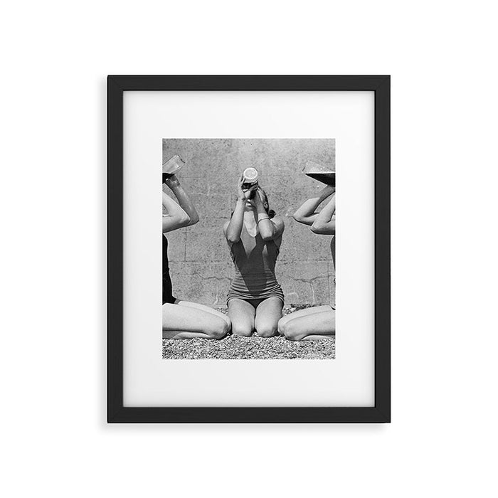 What the girls drink when the guys aren't looking - three girlfriends drinking at the beach black and white photograph Framed Art Print Gallery Image 1