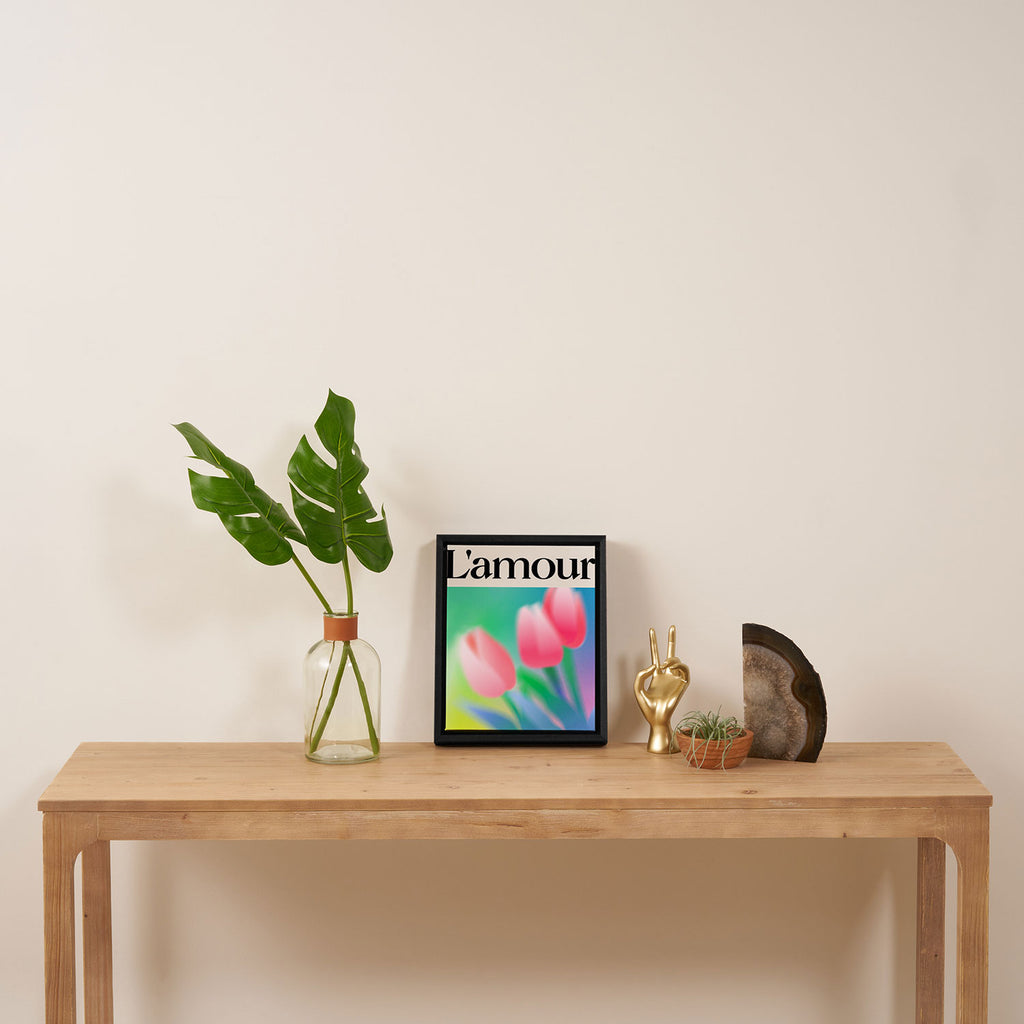 L'amour: Gradient Series 01 Framed Canvas Print Gallery Image 4