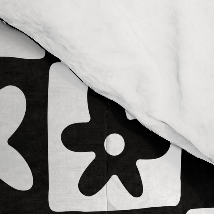 Black and white checkered floral pattern art Comforter Gallery Image 4