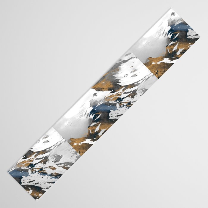 mountain 10 Table Runner Gallery Image 3