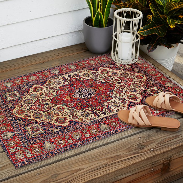 Esfahan Central Persian Rug Print Outdoor Rug Gallery Image 2