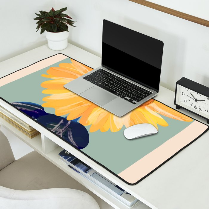 Sunflower 2 Desk Mat Gallery Image 2