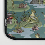 Vintage Pin-Up Girl Frogs Laptop Sleeve Gallery Image 3