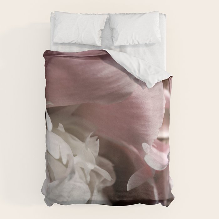 Blushing Duvet Cover Gallery Image 1