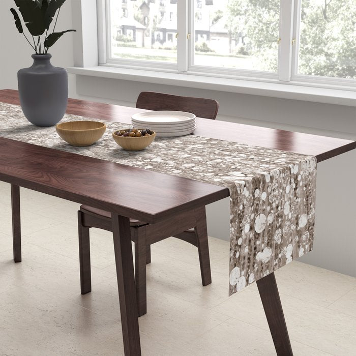Glitz Supernova Champagne Table Runner Gallery Image 2