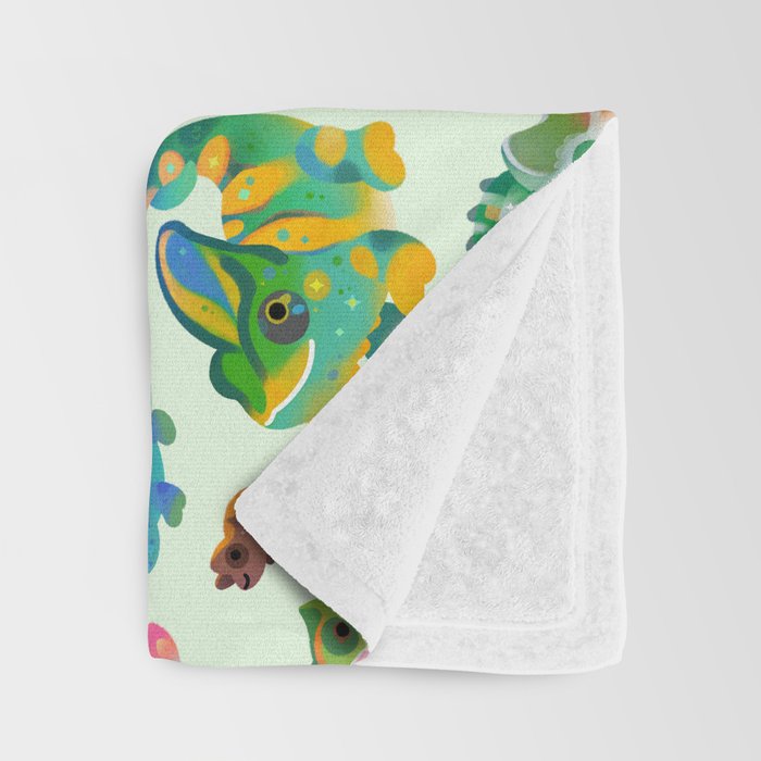 Chameleon - bright Throw Blanket Gallery Image 3