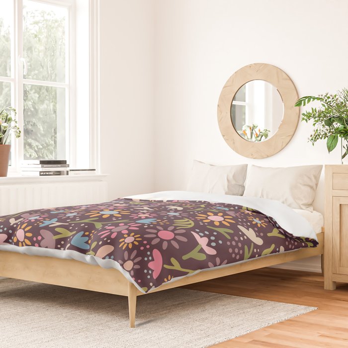 Ditsy Daisy Floral on Burgundy Duvet Cover Gallery Image 2