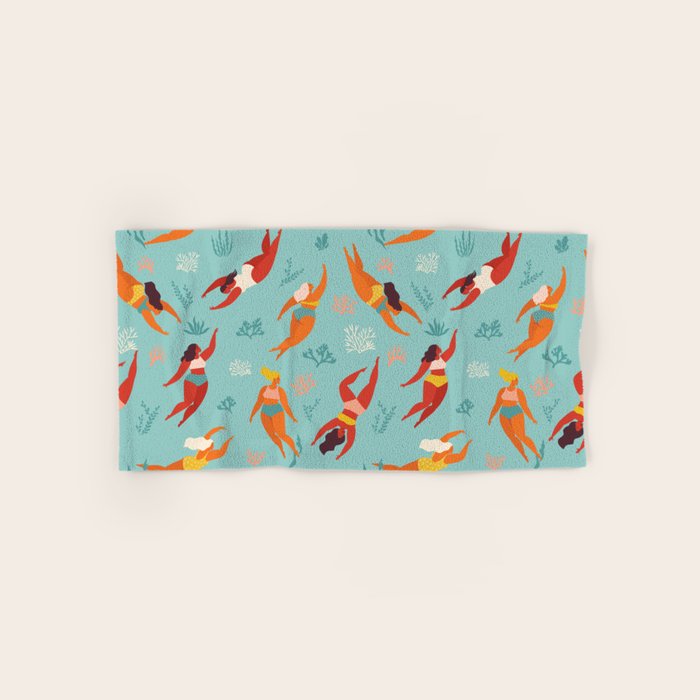 Swimming girl Bath Towel Gallery Image 1