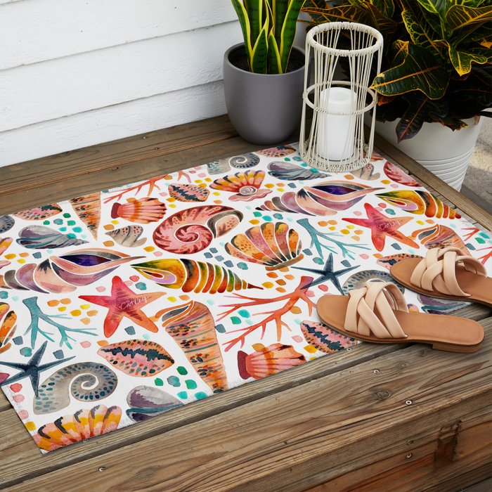 Painted Seashells - Coral & Blue Outdoor Rug Gallery Image 2