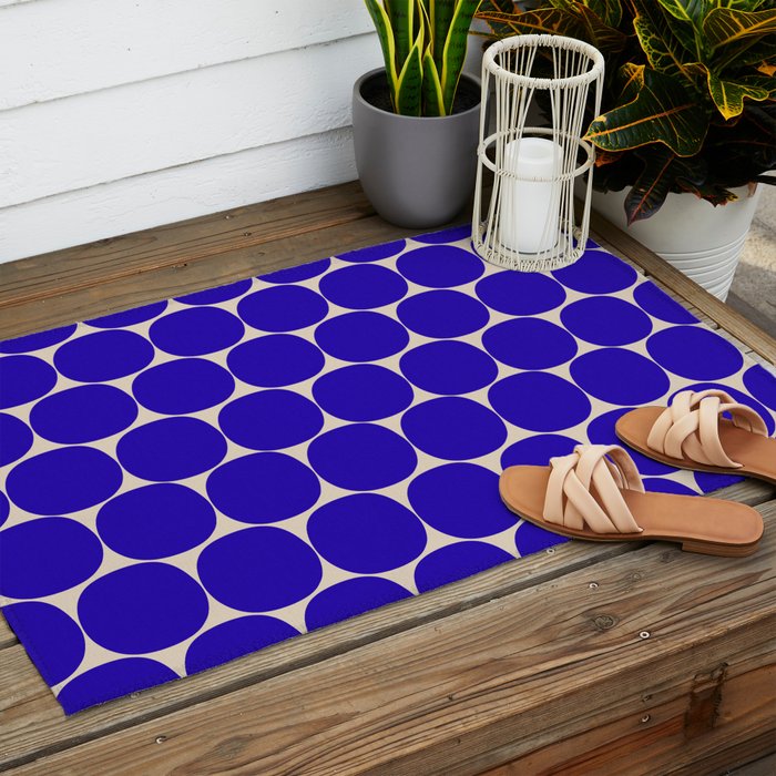 Mid Mod Dots Retro Contemporary Pattern in Cobalt Blue and Beige Outdoor Rug Gallery Image 2