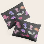 Squids - black Pillow Sham Gallery Image 3