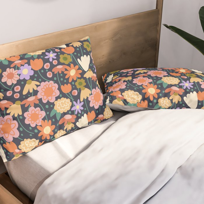 Floral pattern dark Pillow Sham Gallery Image 2