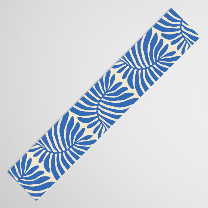 Abstract plant leaf organic shape pattern Table Runner Gallery Image 3