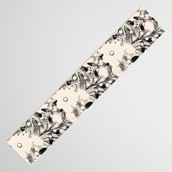 black and white garden Table Runner Gallery Image 3