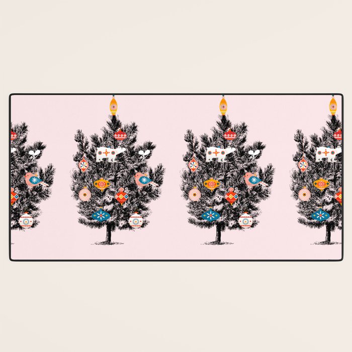 Retro Christmas tree no3 Desk Mat Gallery Image 3