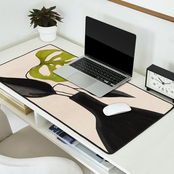 minimal plant 34 Desk Mat Gallery Image 2