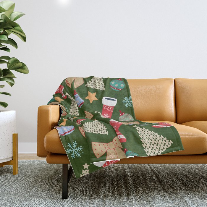 Cute Christmas Dark Green Throw Blanket Gallery Image 1