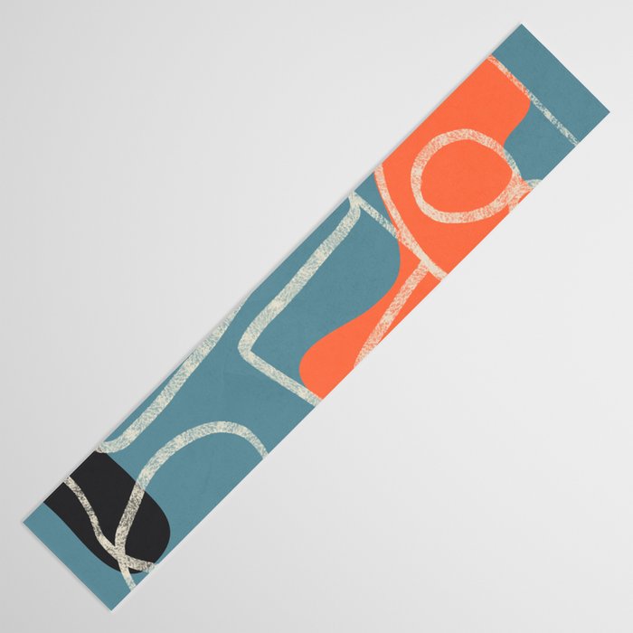 Organic Minimalist Layers 4 Table Runner Gallery Image 3