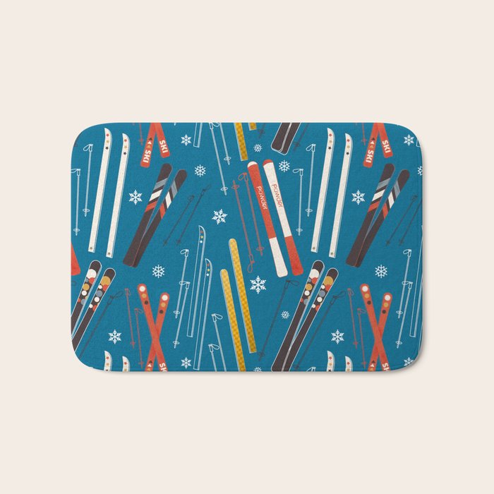 Nostalgic Winter Ski Scene Retro Holiday Pattern Bath Mat Gallery Image 1