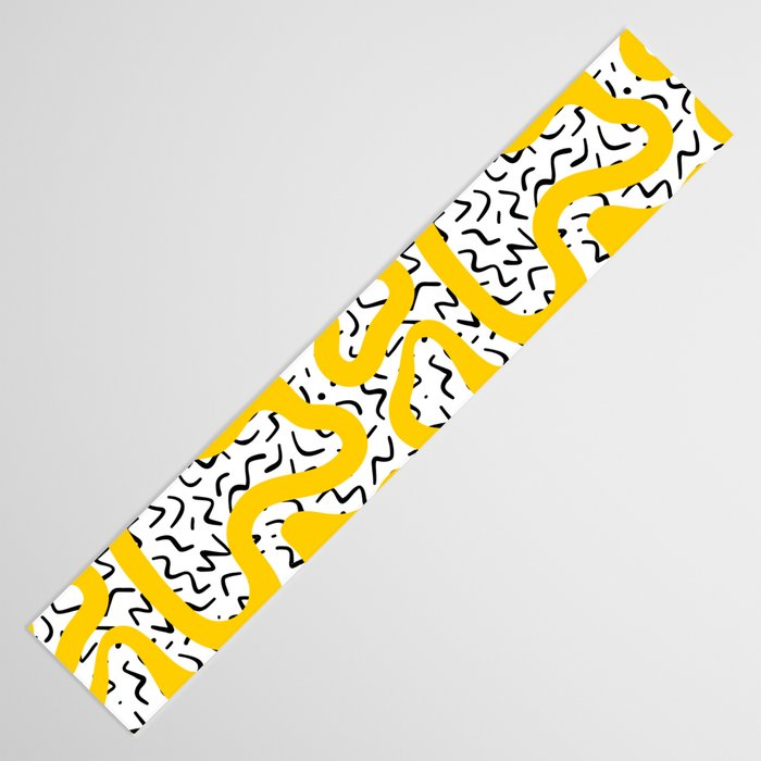 Wavy retro psychedelic pattern Table Runner Gallery Image 3
