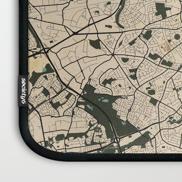 Dublin City Map of Ireland - Vintage Laptop Sleeve Gallery Image 3