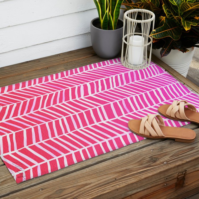 Herringbone - Pink OmbrÃ© Outdoor Rug Gallery Image 2