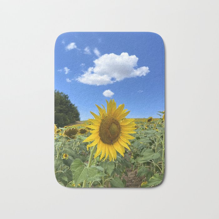Thoughts of a Flower Bath Mat Gallery Image 1