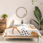 Cheetahs pattern on white Comforter Gallery Image 3