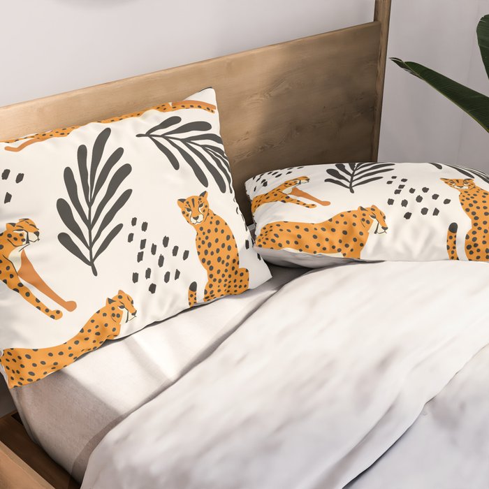 Cheetahs pattern on white Pillow Sham Gallery Image 2
