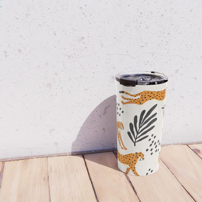 Cheetahs pattern on white Travel Mug Gallery Image 4