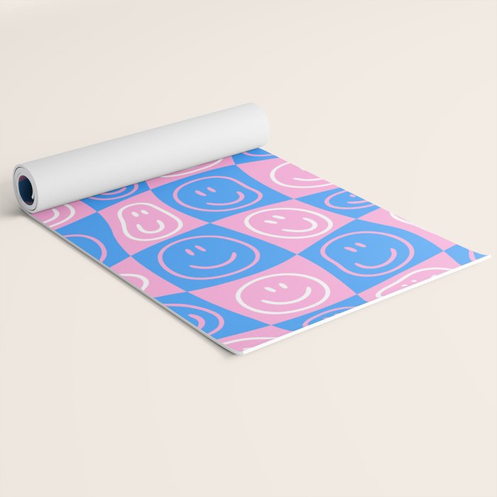 Retro happy face checkered pattern Yoga Mat Gallery Image 2
