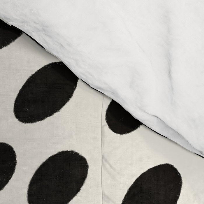 Black and White Spots pattern Comforter Gallery Image 4