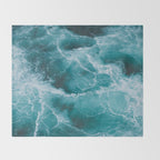 Electric Ocean Throw Blanket Gallery Image 2
