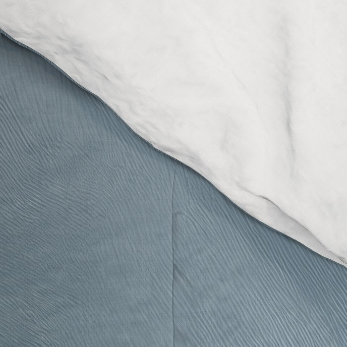 Penguin on Ice Comforter Gallery Image 4