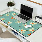 Daily pattern: Retro Flower No.11 Desk Mat Gallery Image 2