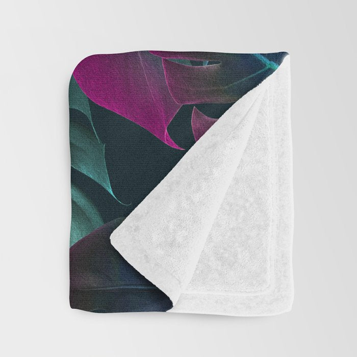 Tropical Monstera Leaf Garden Throw Blanket Gallery Image 3