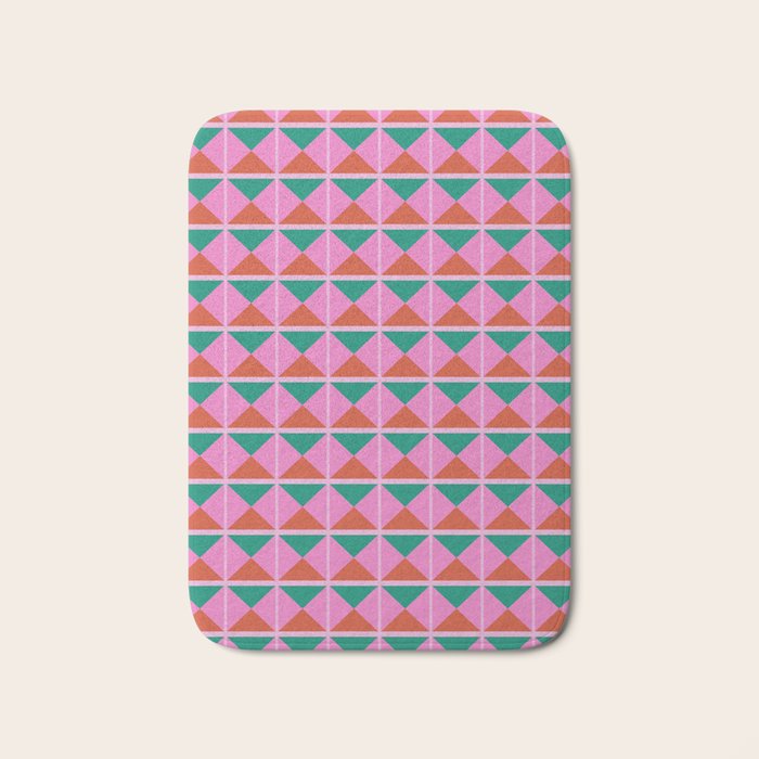 Retro Christmas Triangle Checkerboard Pattern Bath Mat Gallery Image 1