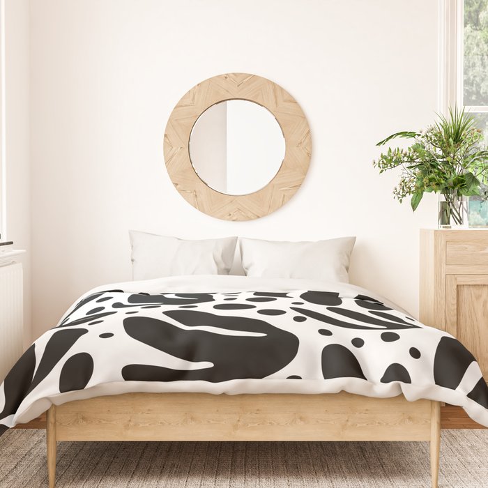 Black and white organic plant leaf art pattern Duvet Cover Gallery Image 3