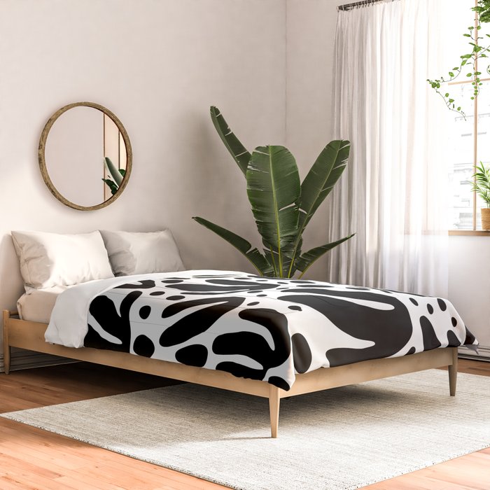 Black and white organic plant leaf art pattern Comforter Gallery Image 2