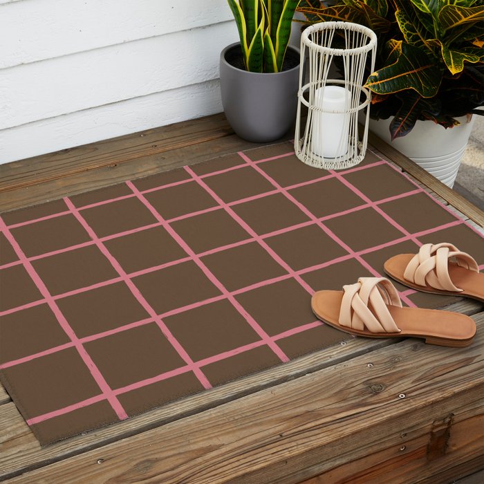Flamingo Plume Grid Pattern Outdoor Rug Gallery Image 2