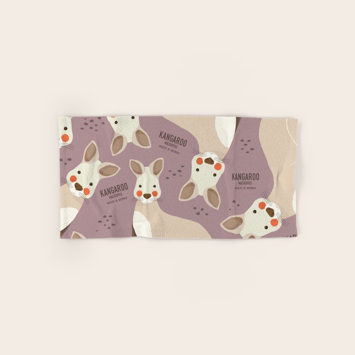 Kangaroo, Wildlife of Australia Bath Towel Gallery Image 1