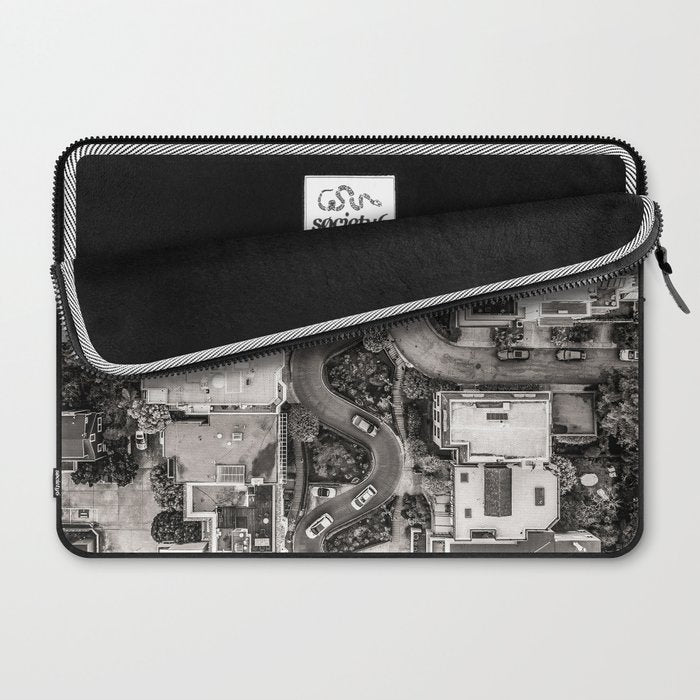 Lombard Street, San Francisco Laptop Sleeve Gallery Image 2