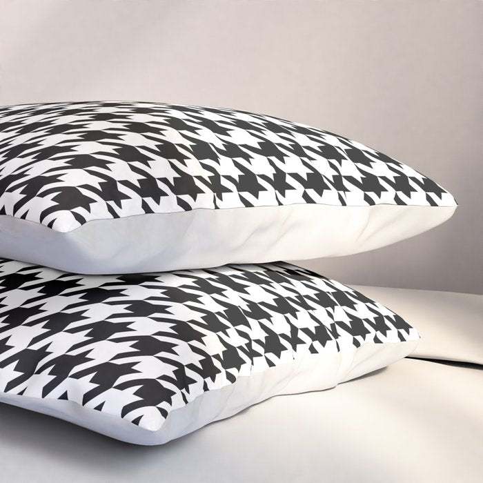 Monochrome Black & White Houndstooth Pillow Sham Gallery Image 3