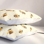 Honey bees Pillow Sham Gallery Image 3