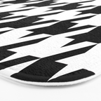Classic Houndstooth Pattern Bath Mat Gallery Image 3