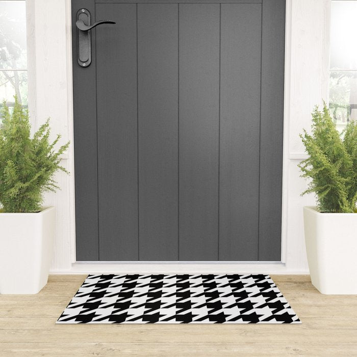 Classic Houndstooth Pattern Welcome Mat Gallery Image 3
