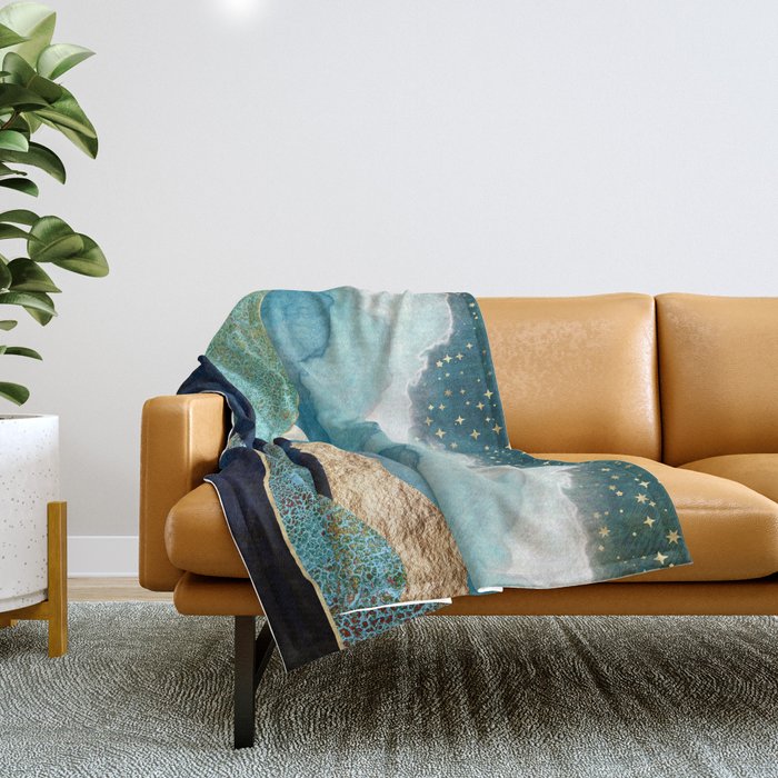 Ocean Clouds Throw Blanket Gallery Image 1