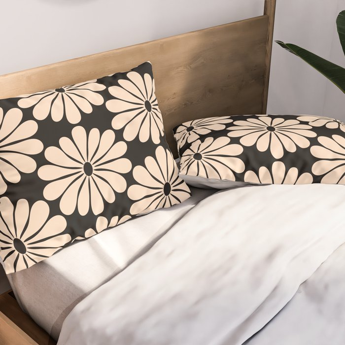 Black and White Retro Modern Daisy Pillow Sham Gallery Image 2
